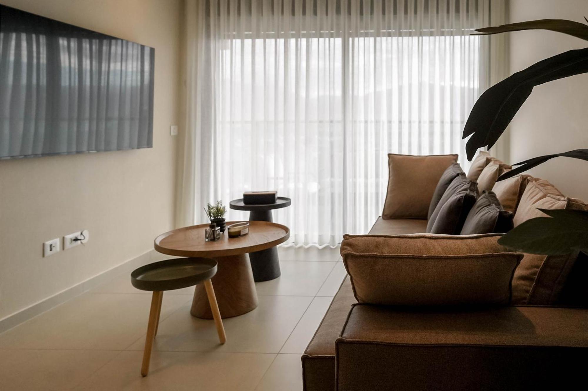 Yalarent New Stylish Apartment 3Br With Balcony エイラート エクステリア 写真