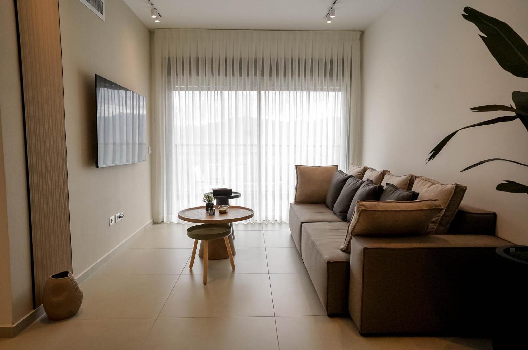 Yalarent New Stylish Apartment 3Br With Balcony エイラート エクステリア 写真