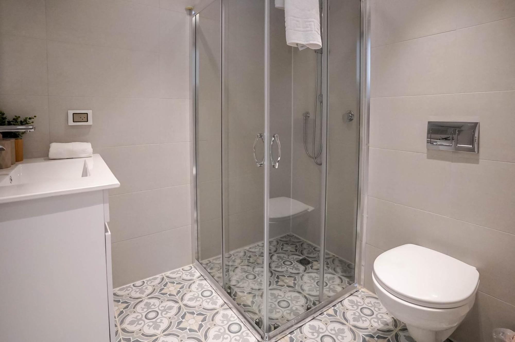 Yalarent New Stylish Apartment 3Br With Balcony エイラート エクステリア 写真